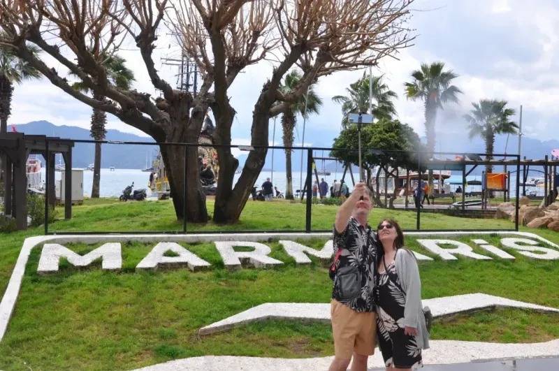 Marmaris'te gören fotoğraf çektiriyor 6